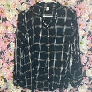 Old Navy loose button up (M)